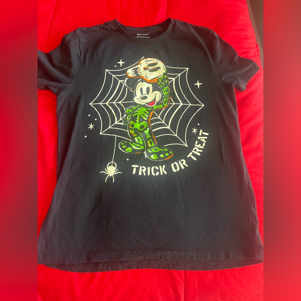 Old Navy Halloween Mickey Spider‎ Web Tee - Black and Green - Picture 3 of 3